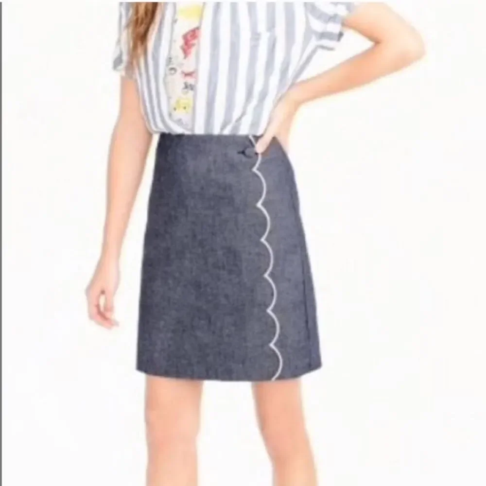 J crew 100% cotton mini skirt grey scalloped hem size 4 chambray whimsical